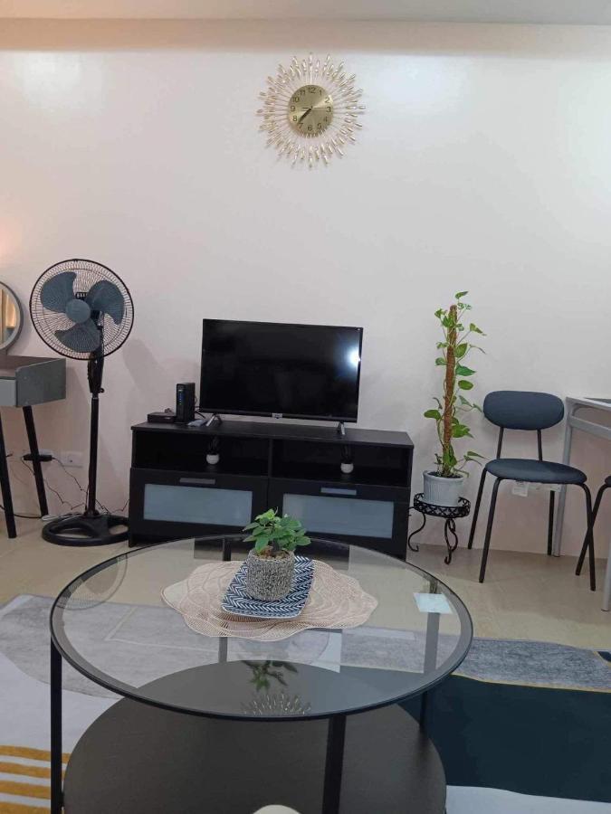 Studio Condo Building 81 Newport Boulevard Manilla Buitenkant foto
