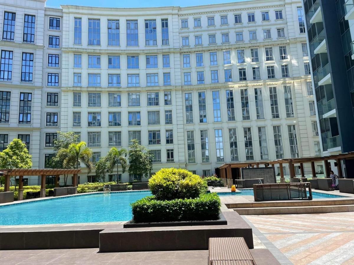 Studio Condo Building 81 Newport Boulevard Manilla Buitenkant foto