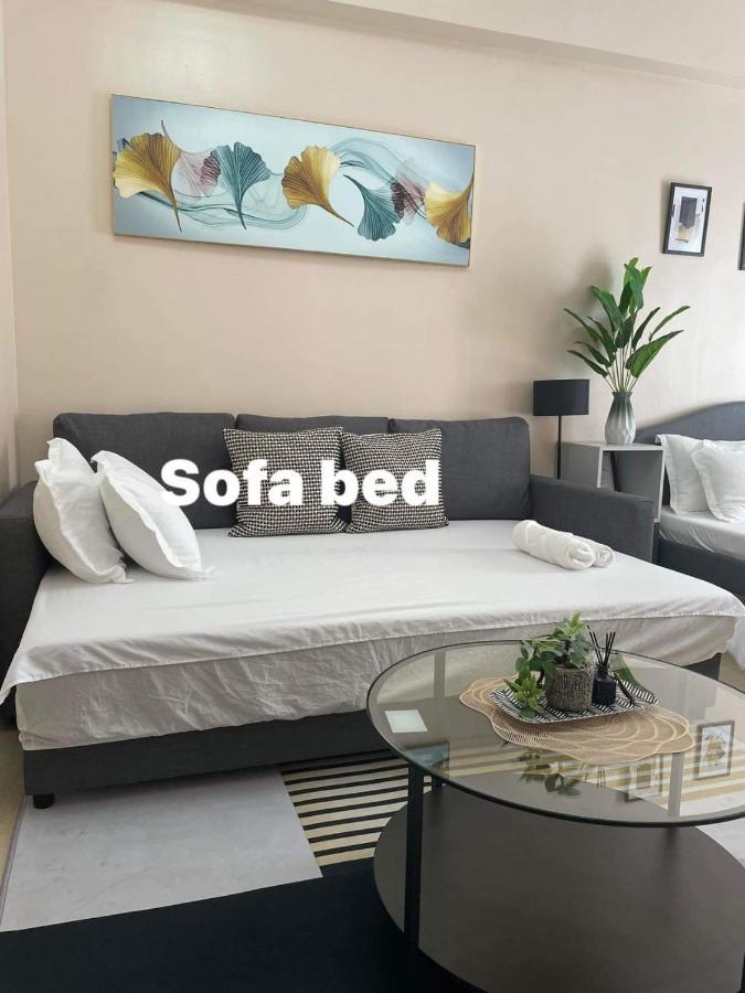 Studio Condo Building 81 Newport Boulevard Manilla Buitenkant foto