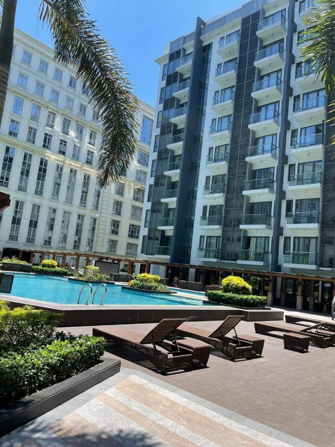 Studio Condo Building 81 Newport Boulevard Manilla Buitenkant foto